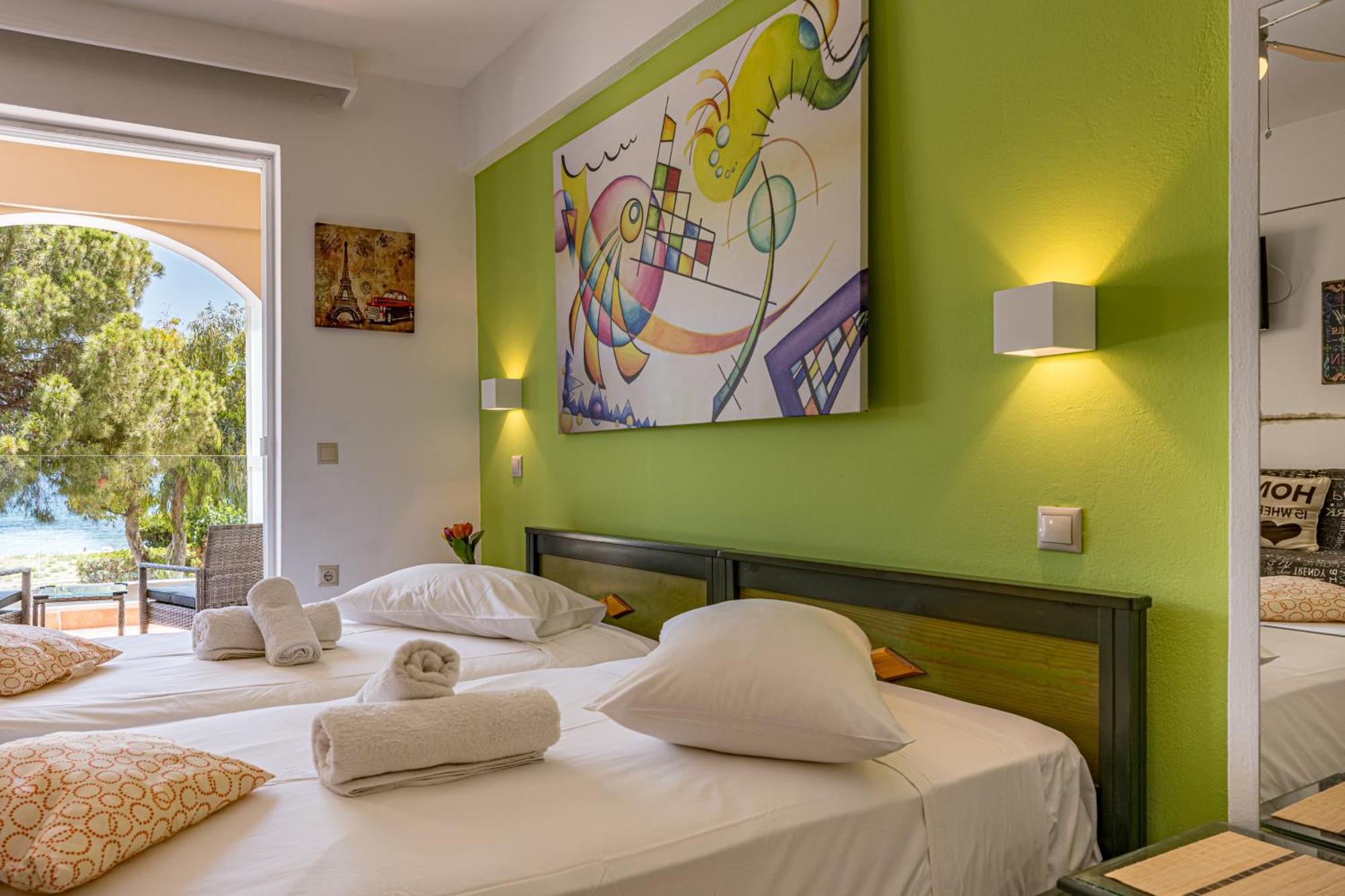 Mandy Seafront Studios Zakynthos Town Phòng bức ảnh