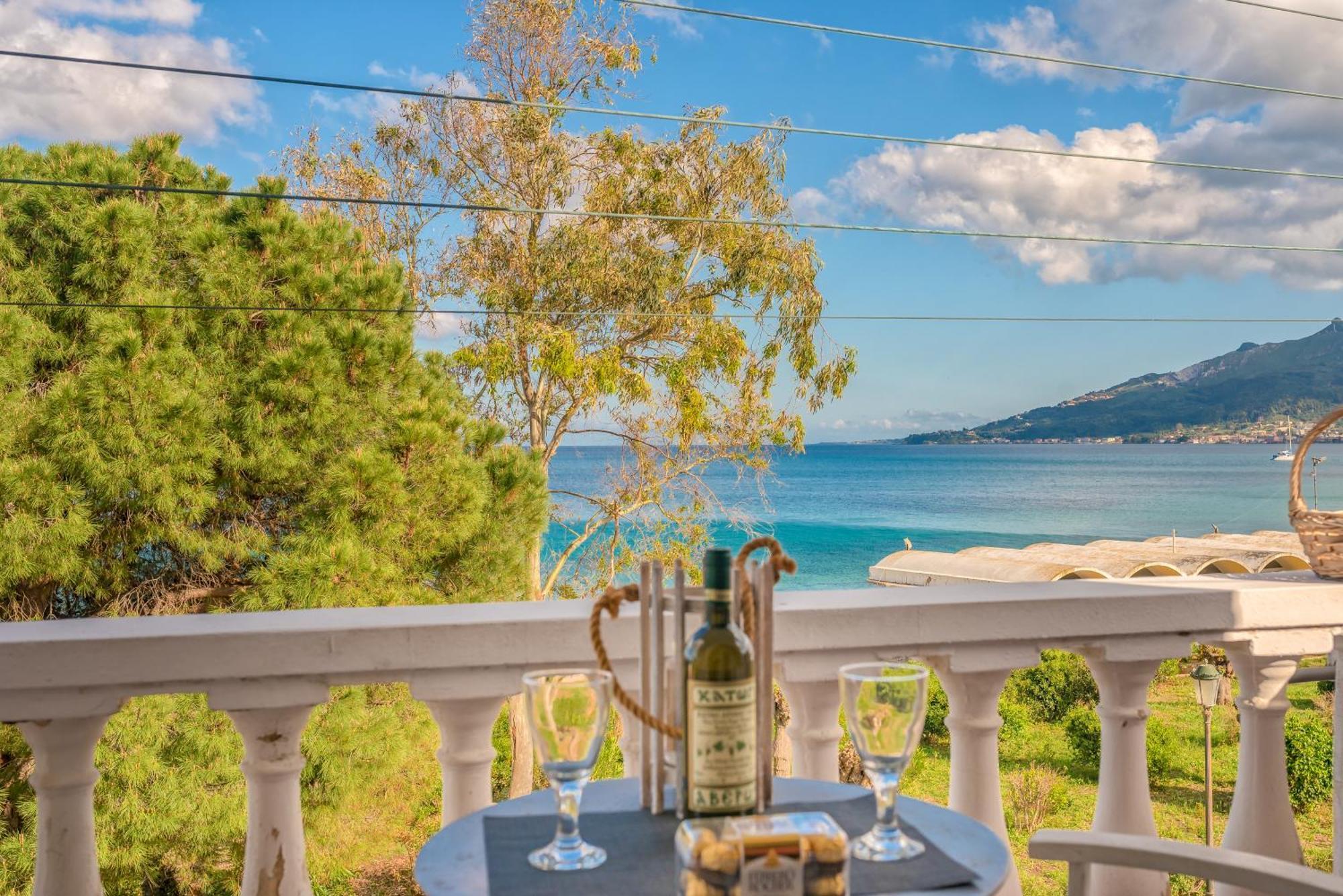 Mandy Seafront Studios Zakynthos Town Ngoại thất bức ảnh