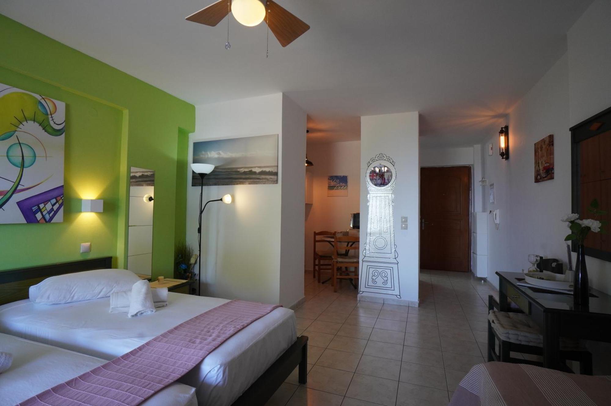 Mandy Seafront Studios Zakynthos Town Phòng bức ảnh