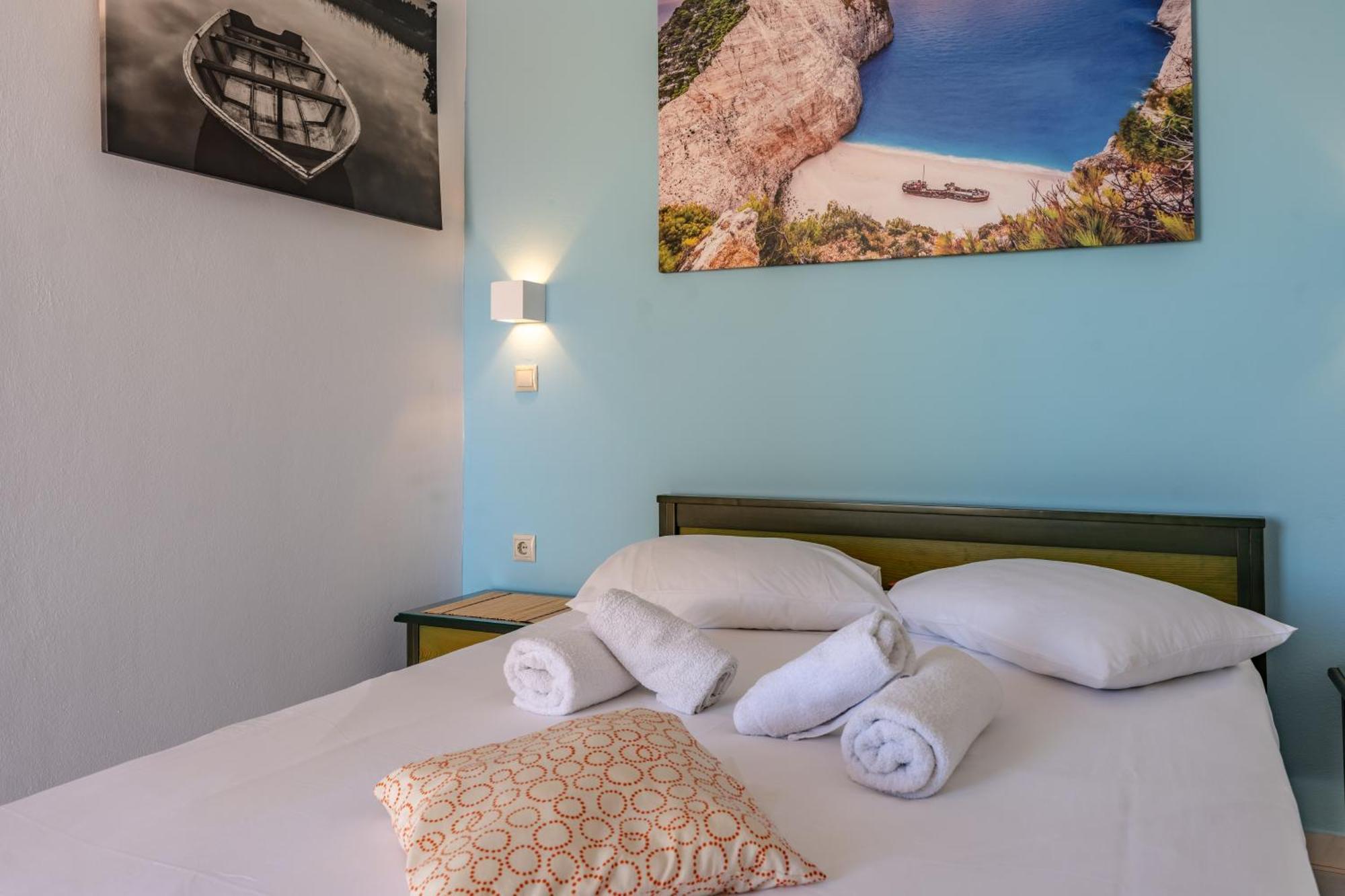 Mandy Seafront Studios Zakynthos Town Ngoại thất bức ảnh