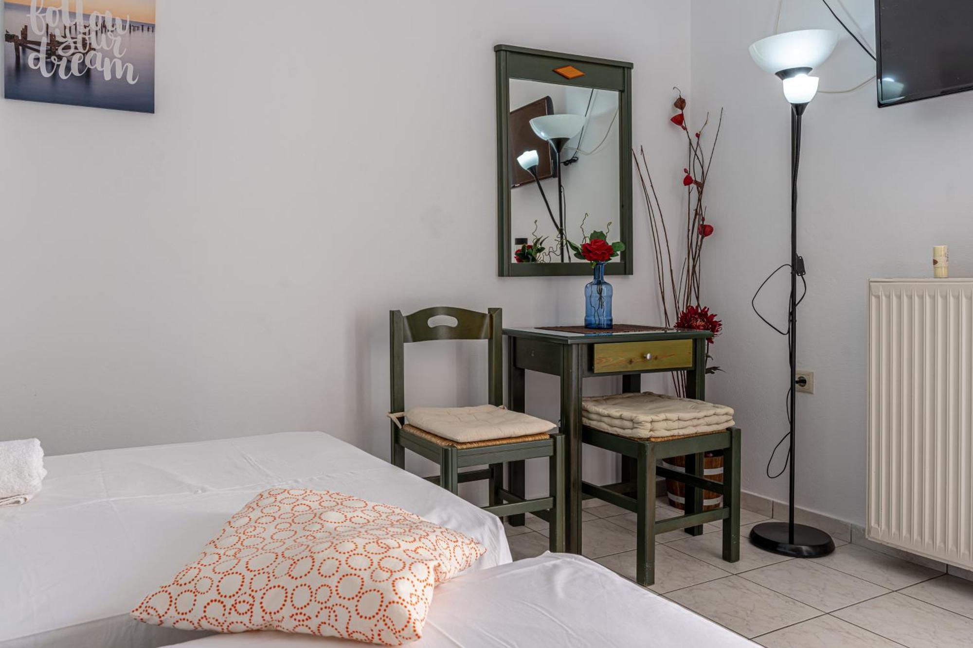 Mandy Seafront Studios Zakynthos Town Phòng bức ảnh